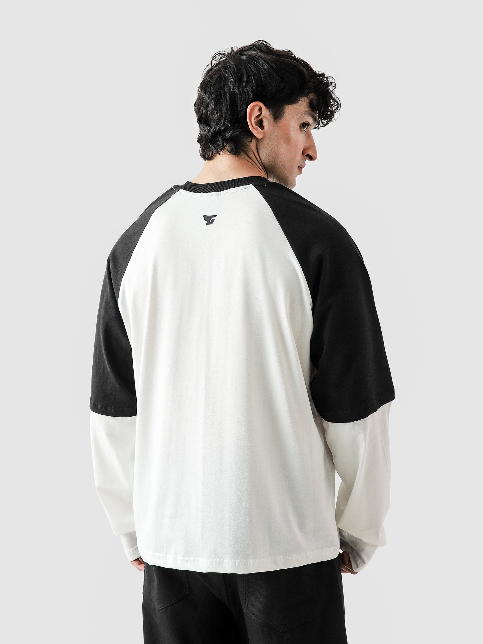 ROLLER TEE
