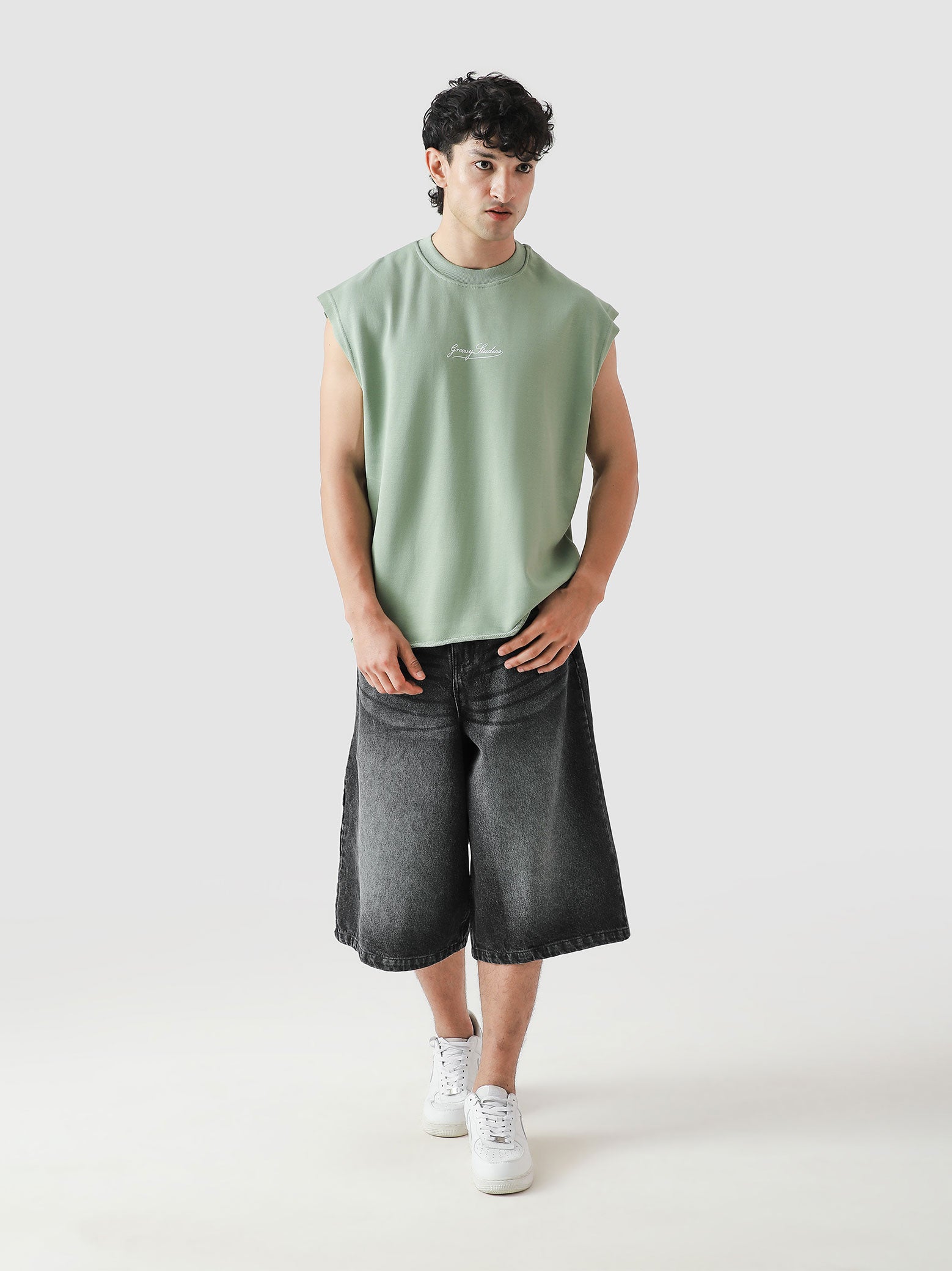 Sando Model Mint Green Sando Pakistan | Oversized Streetwear Tanktop – GROOVY Pakistan
