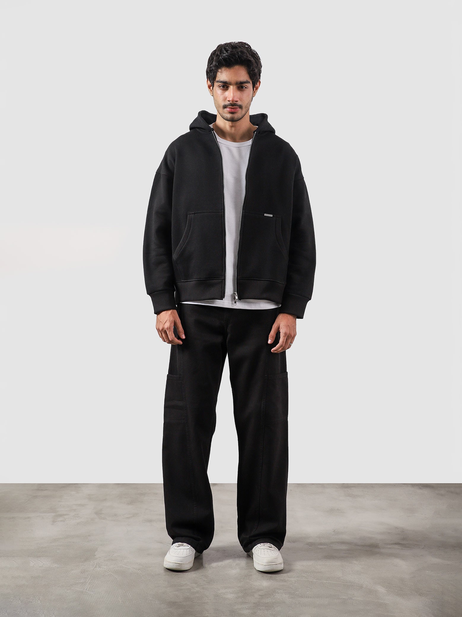 Black | Essential Zipper