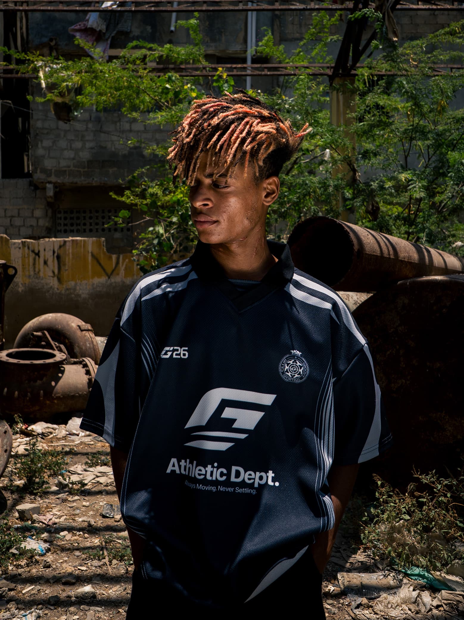 Frequency basketball jersey on model, GROOVY oversized mesh streetwear, Pakistan