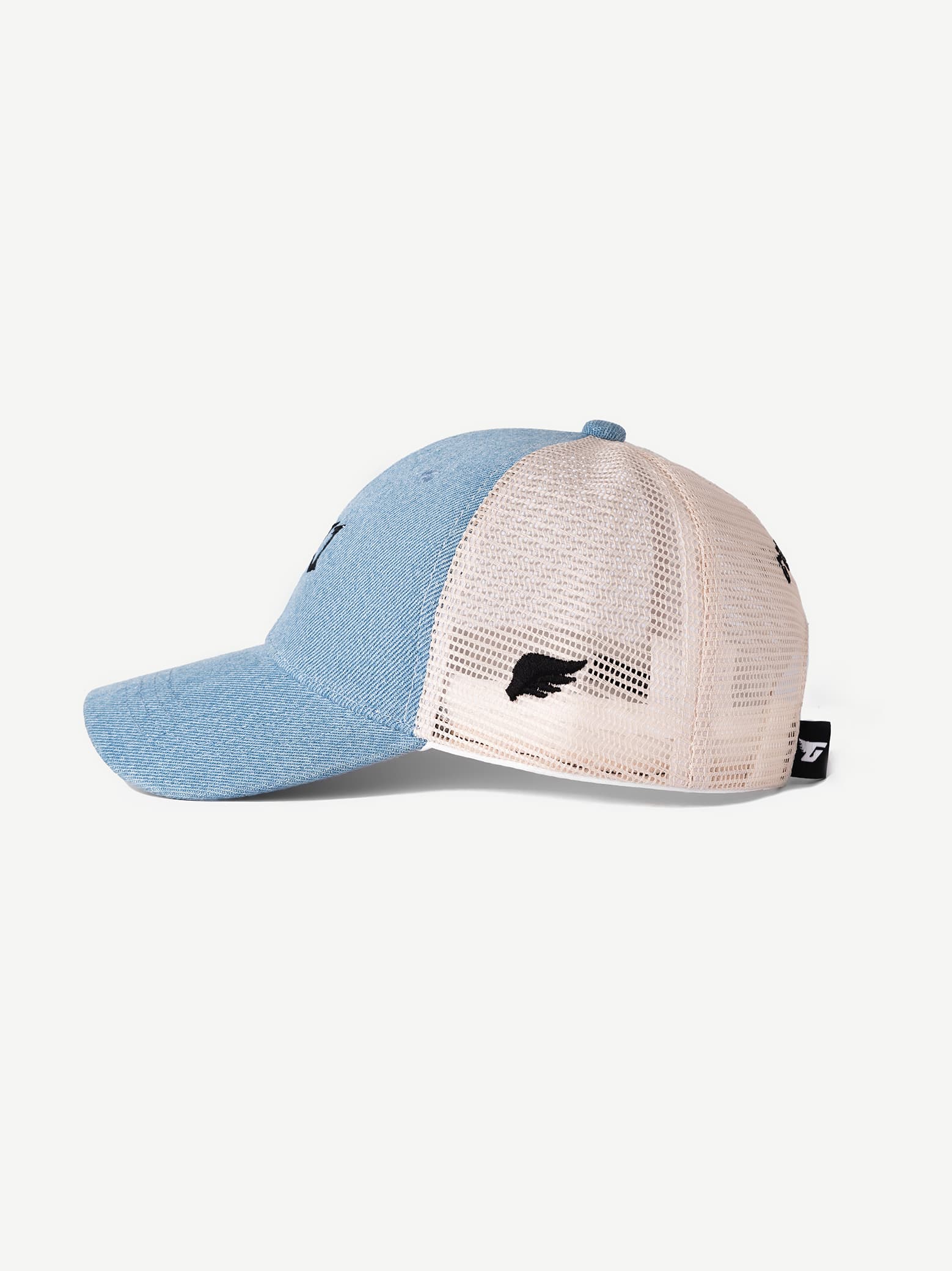Classic Denim trucker cap in iced blue - GROOVY streetwear, made in Pakistan