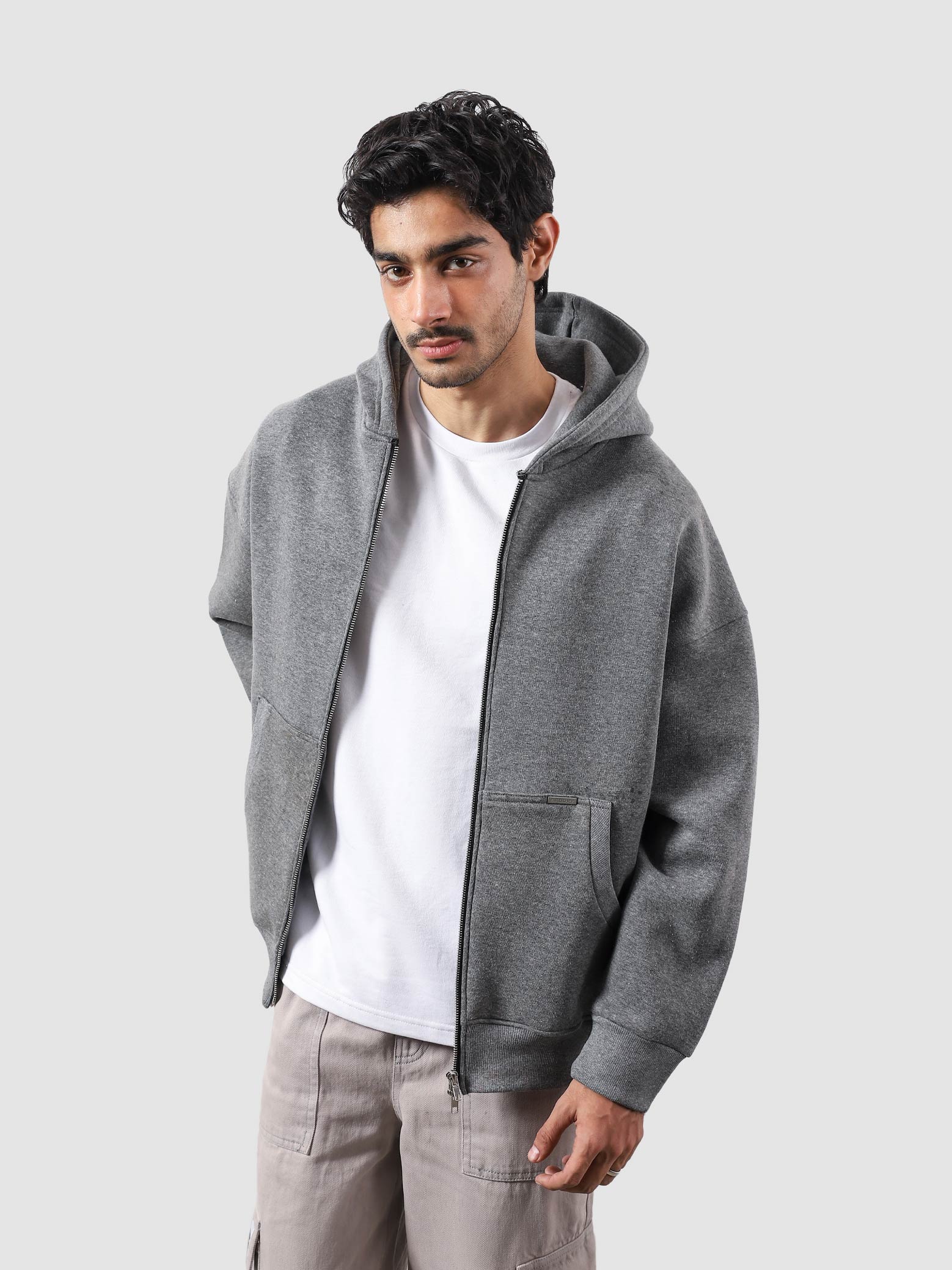 Dark heather grey essential zipper hoodie detail closeup zip front fabric Pakistan – GROOVY