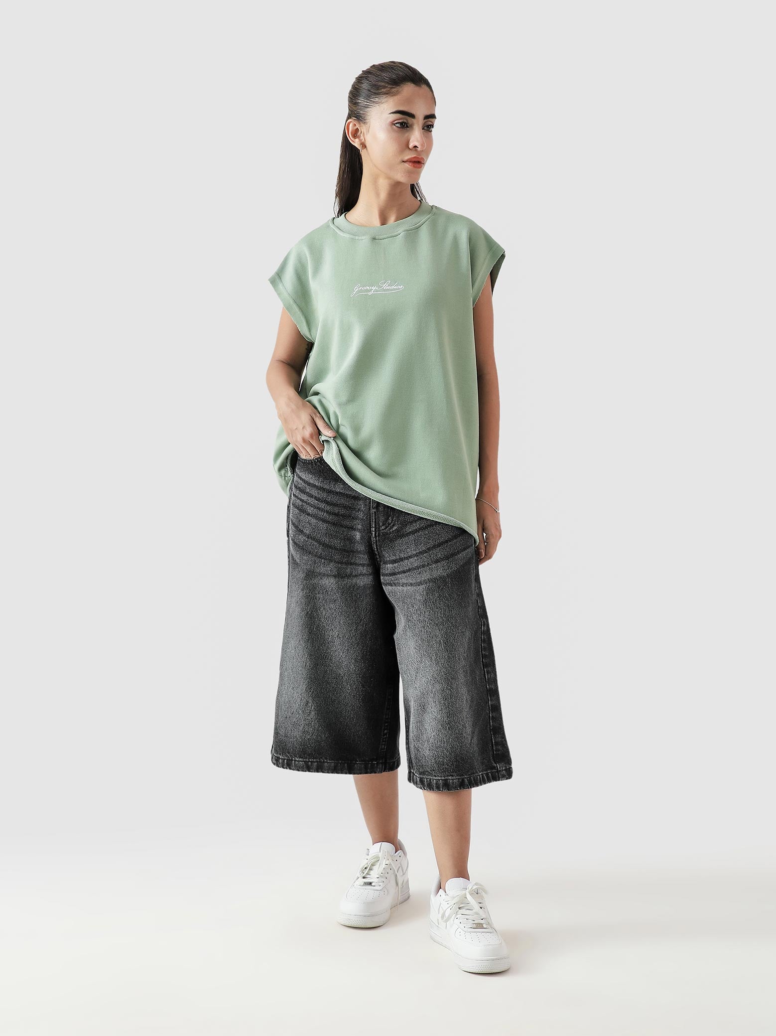 WORDLWIDE Mint Green Sando