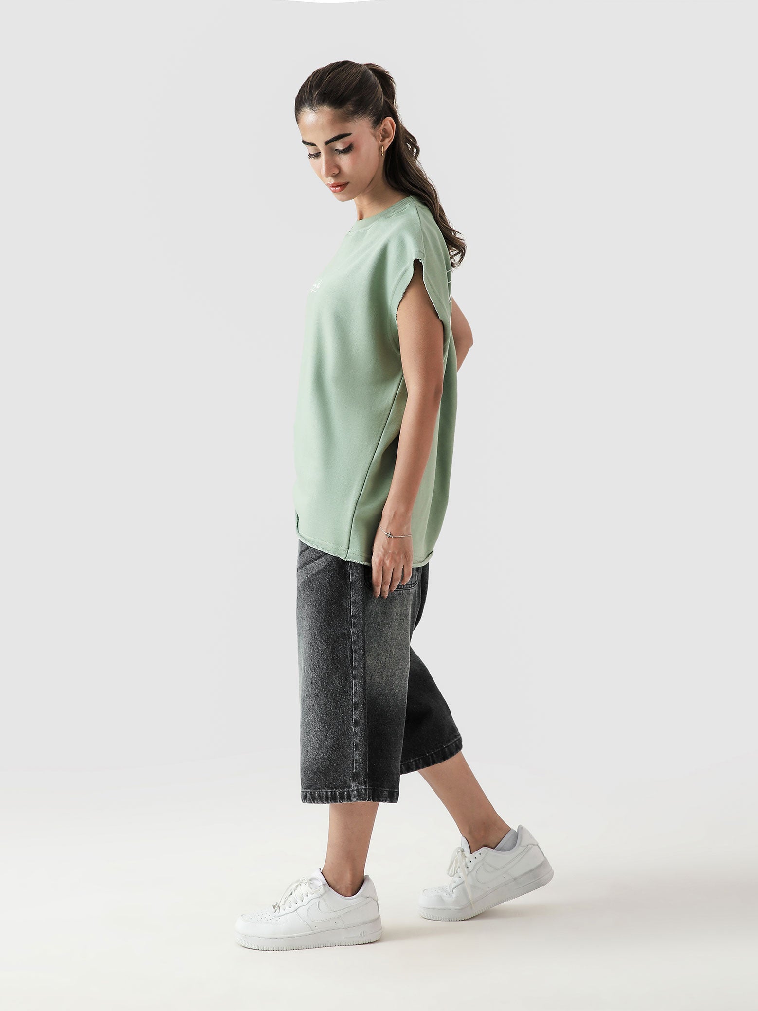 WORDLWIDE Mint Green Sando