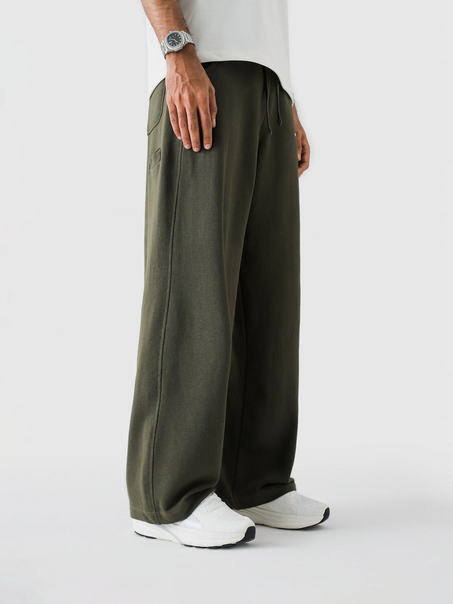 Military Green Baggy Trouser – Live In Pants | GROOVY Pakistan
