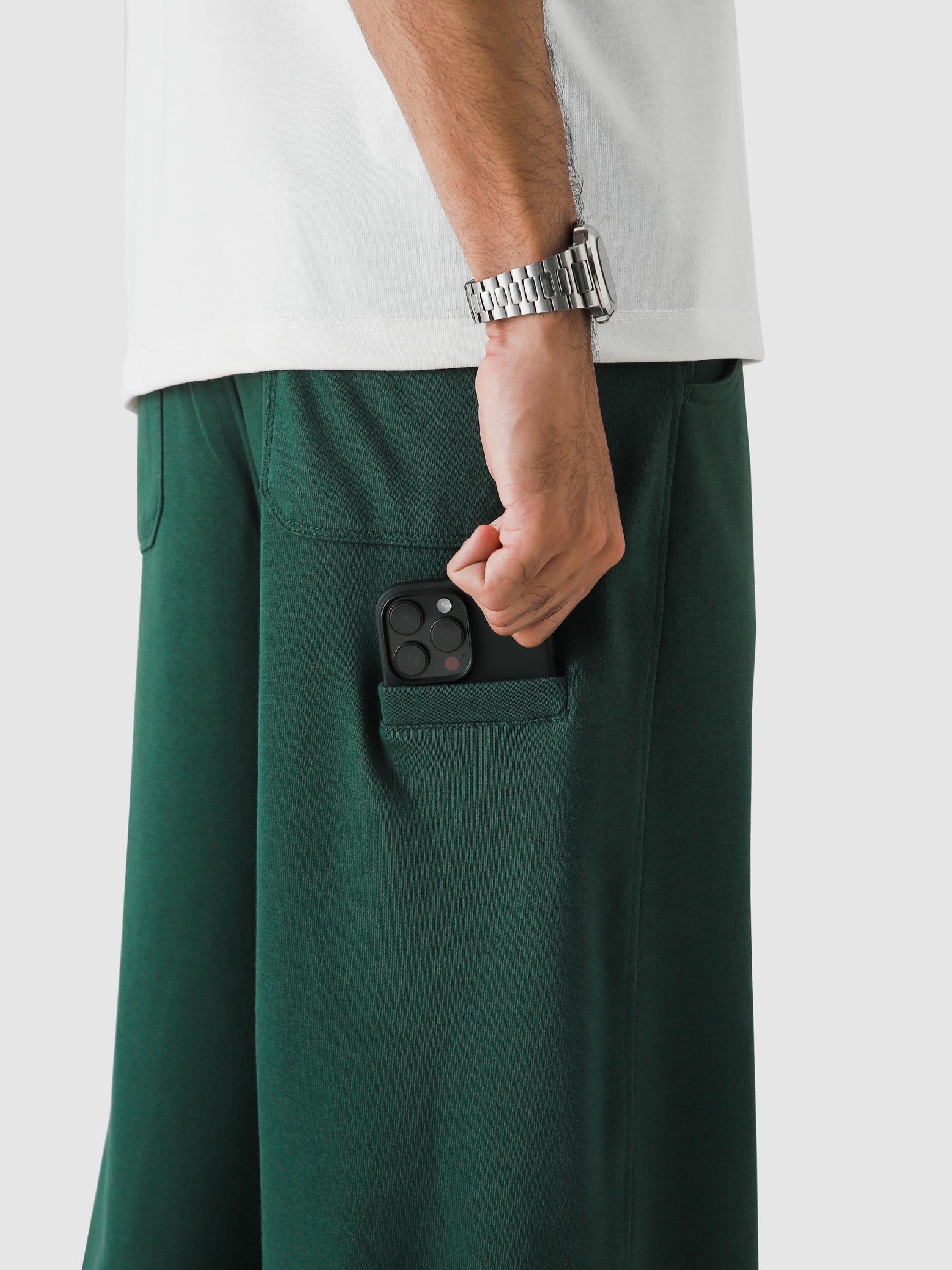 Deep Green Baggy Trouser – Live In Pants | GROOVY Pakistan