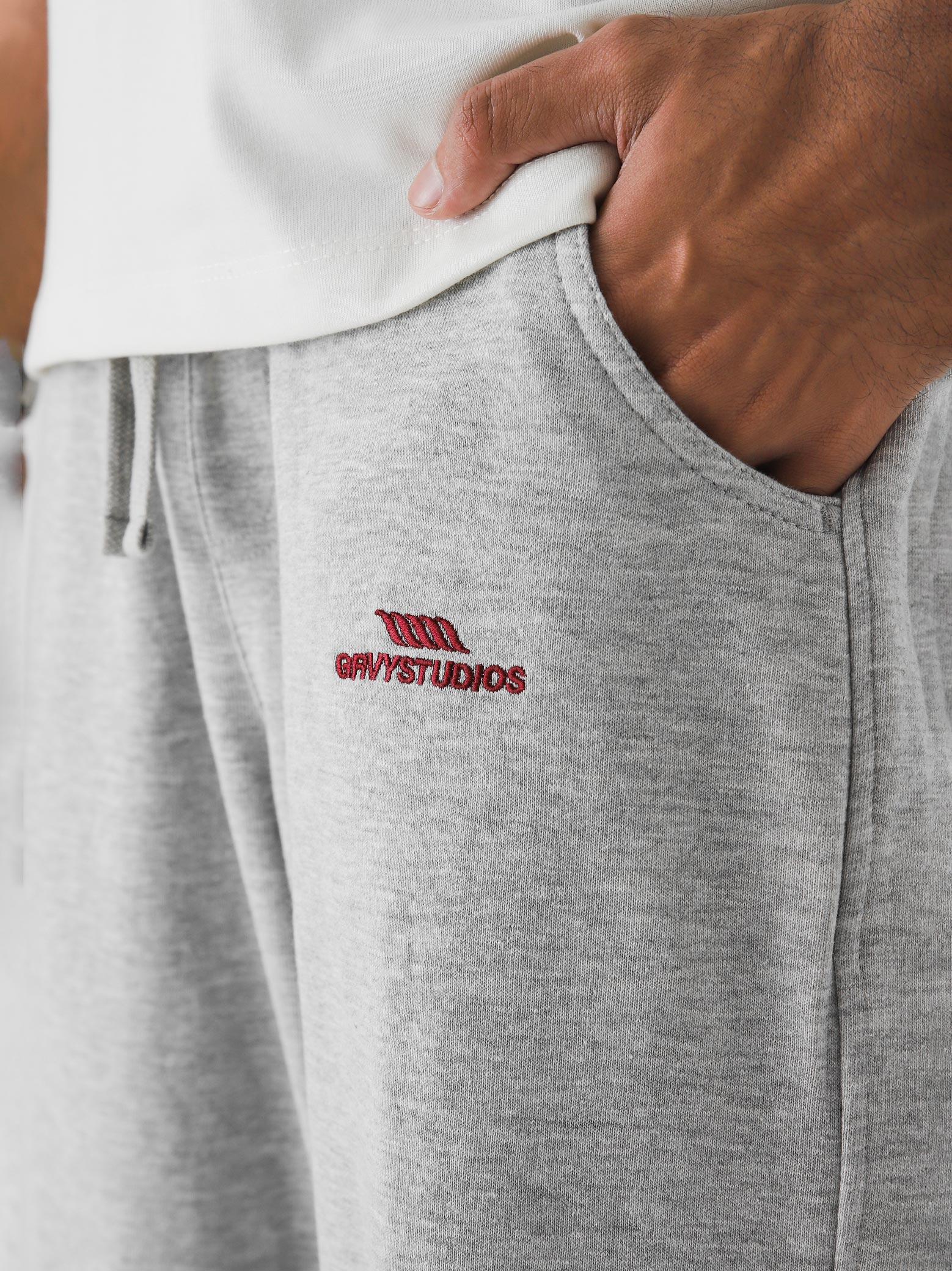 Arctyc White Baggy Trouser – Live In Pants | GROOVY Pakistan