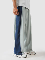 Navy outer panel with cream piping detail - GROOVY Pakistan
