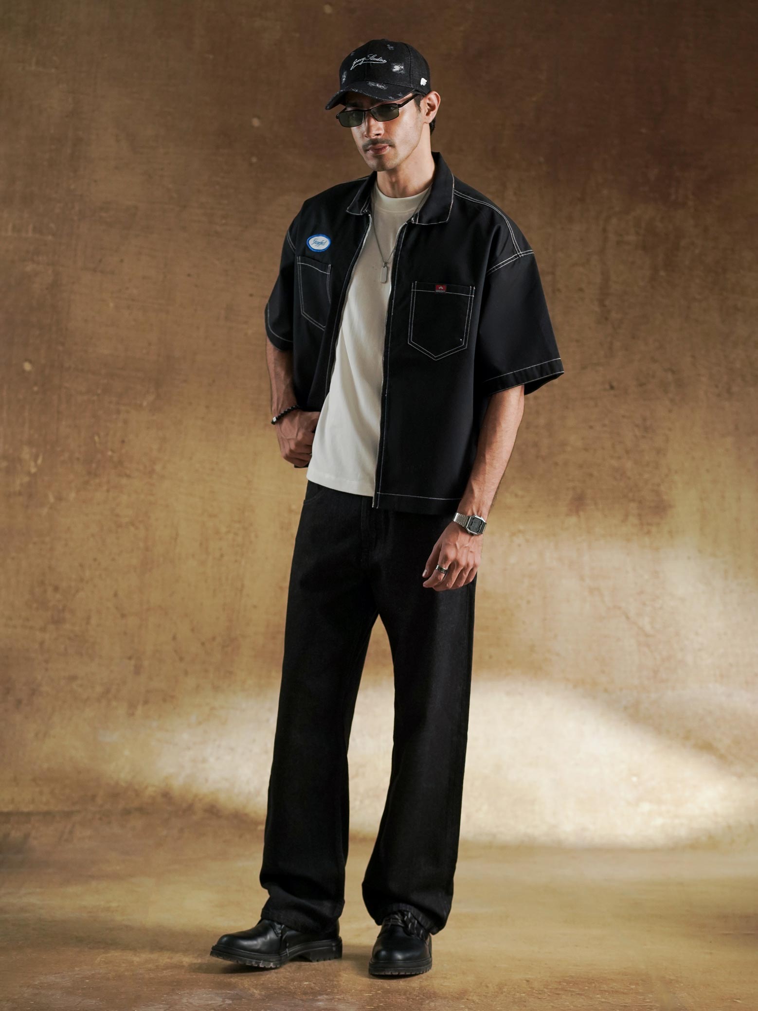 Grvyffect oval patch detail on black work shirt chest - GROOVY Pakistan