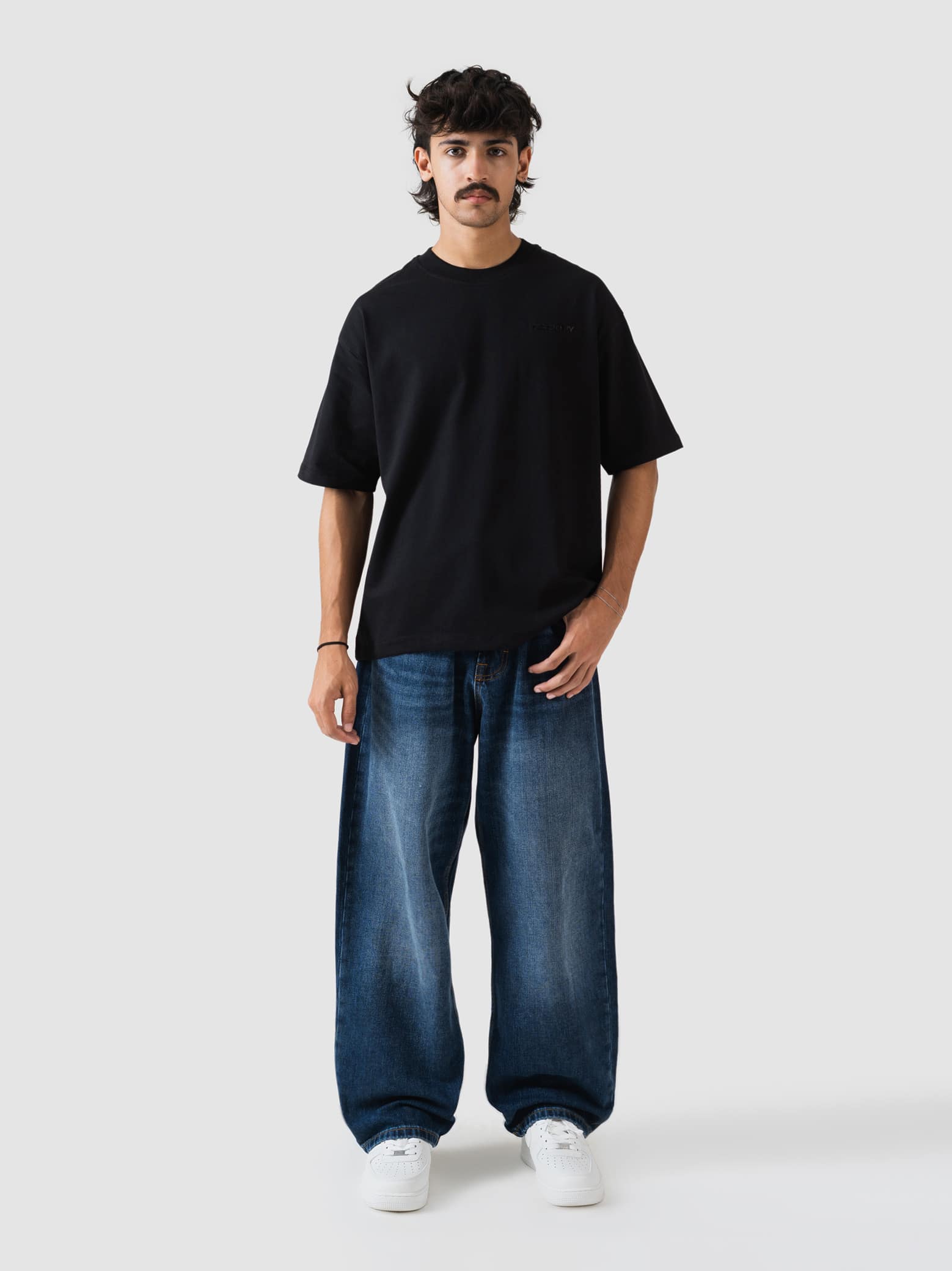 GROOVY oversized t-shirt, black colorway, embroidered logo, Pakistan
